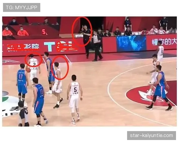 进攻犯规的判定标准：何时身体接触构成违例？