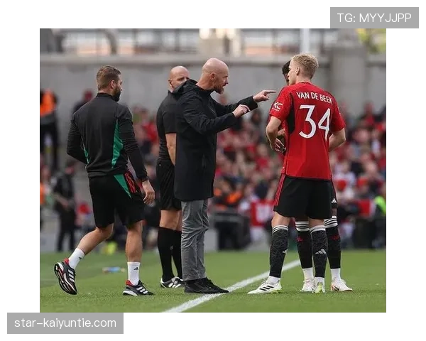 曼联进攻最后一环表现波动，赛季中期阶段对整体战绩带来影响