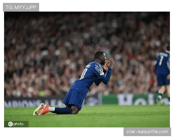 巴黎圣日耳曼中场控制力下滑，节奏混乱问题逐步反映在比赛表现中